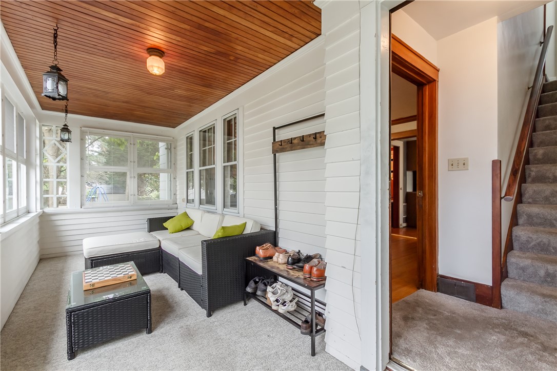 135 Catalpa Road Irondequoit, NY 14617 - Photo 5 of 26