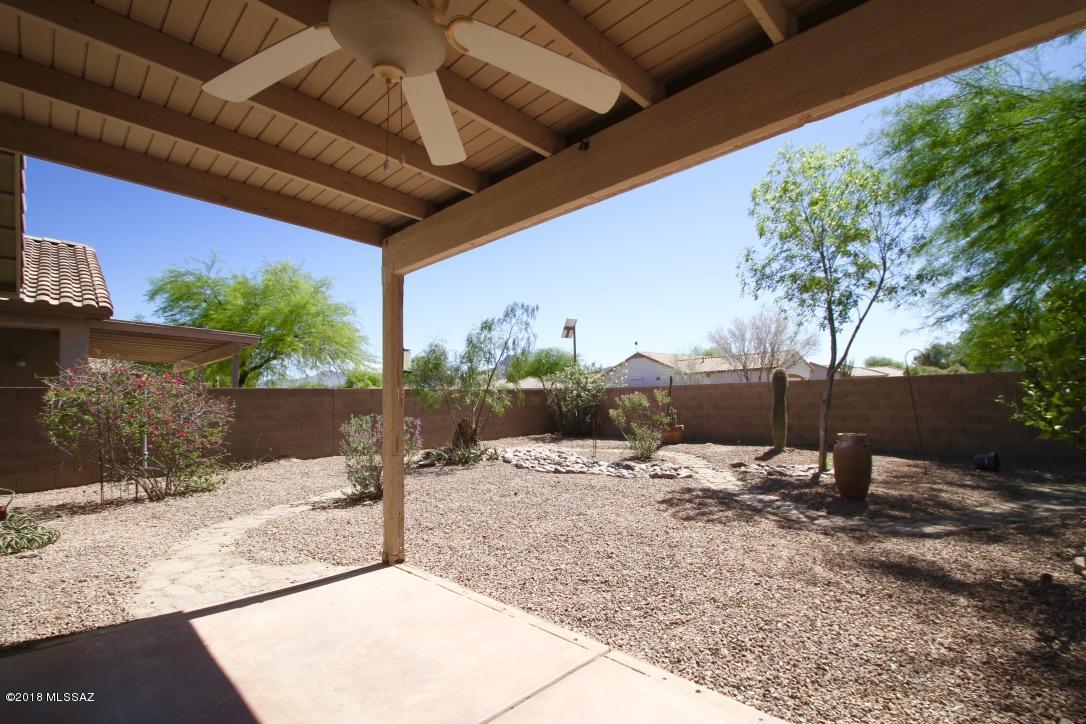9741 North Sandy Valley Drive Tucson, AZ 85743 - Photo 19 of 23