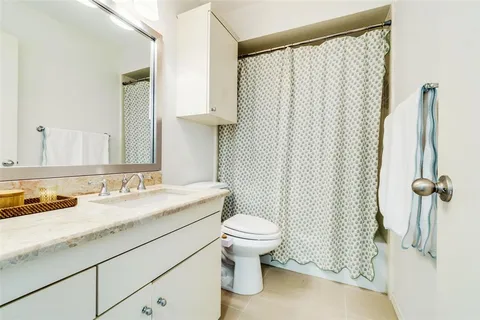 $319,000 | 6020 Birchbrook Drive, Unit 210, Dallas, TX 75206