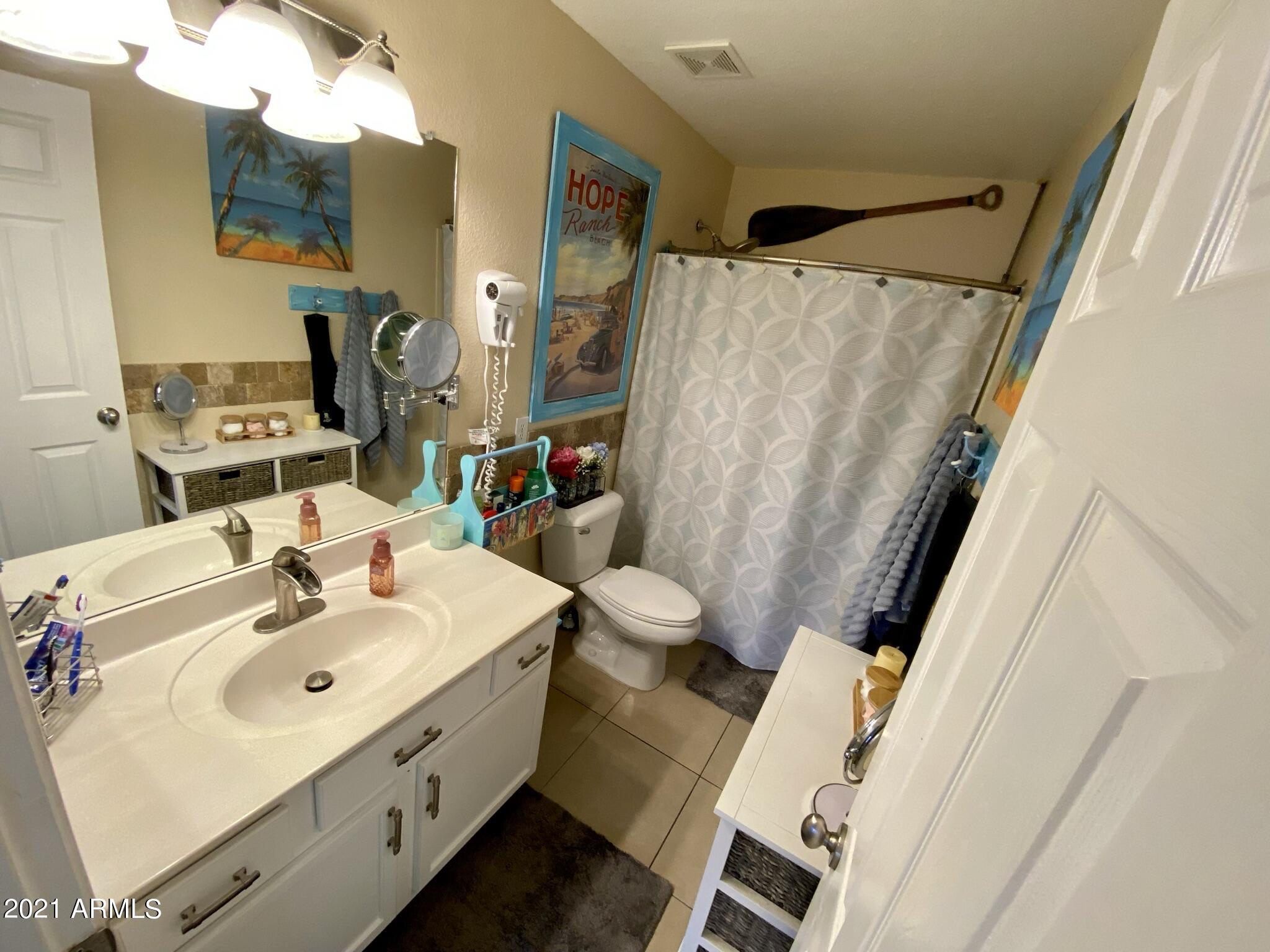 17546 West Calavar Road Surprise, AZ 85388 - Photo 12 of 23 IMG_3614