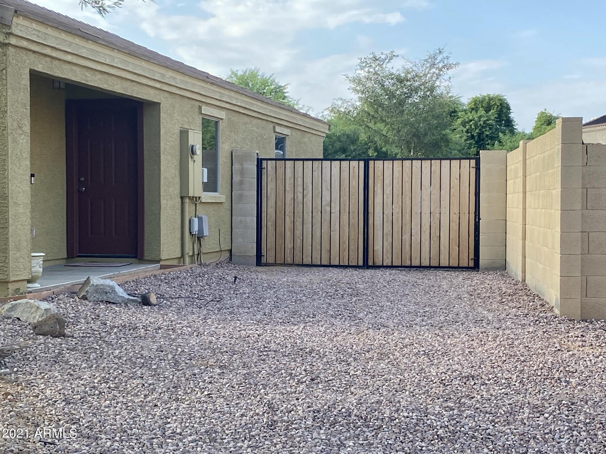 17546 West Calavar Road Surprise, AZ 85388 - Photo 3 of 23 IMG_2394-1