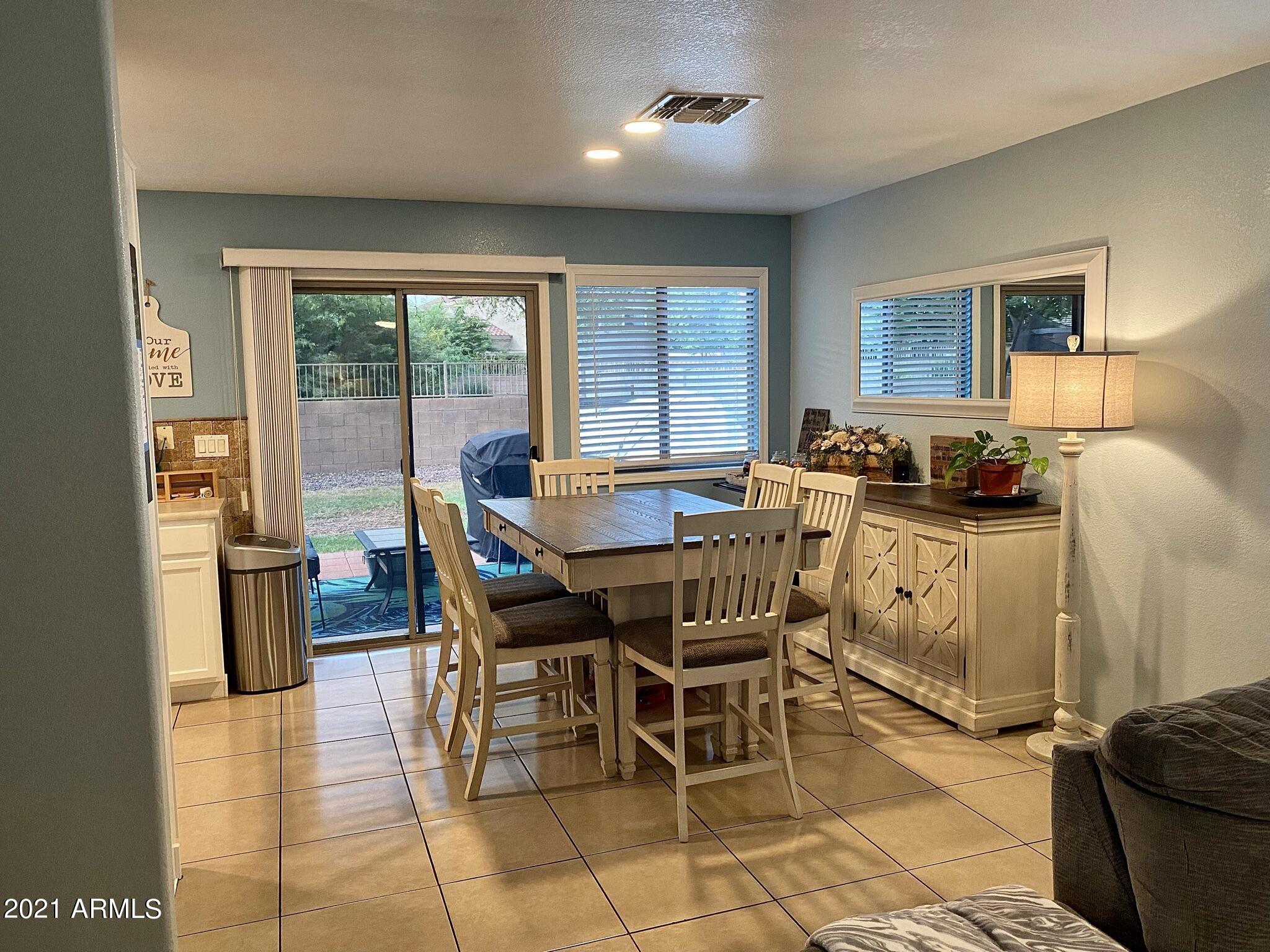 17546 West Calavar Road Surprise, AZ 85388 - Photo 7 of 23 IMG_2433-1