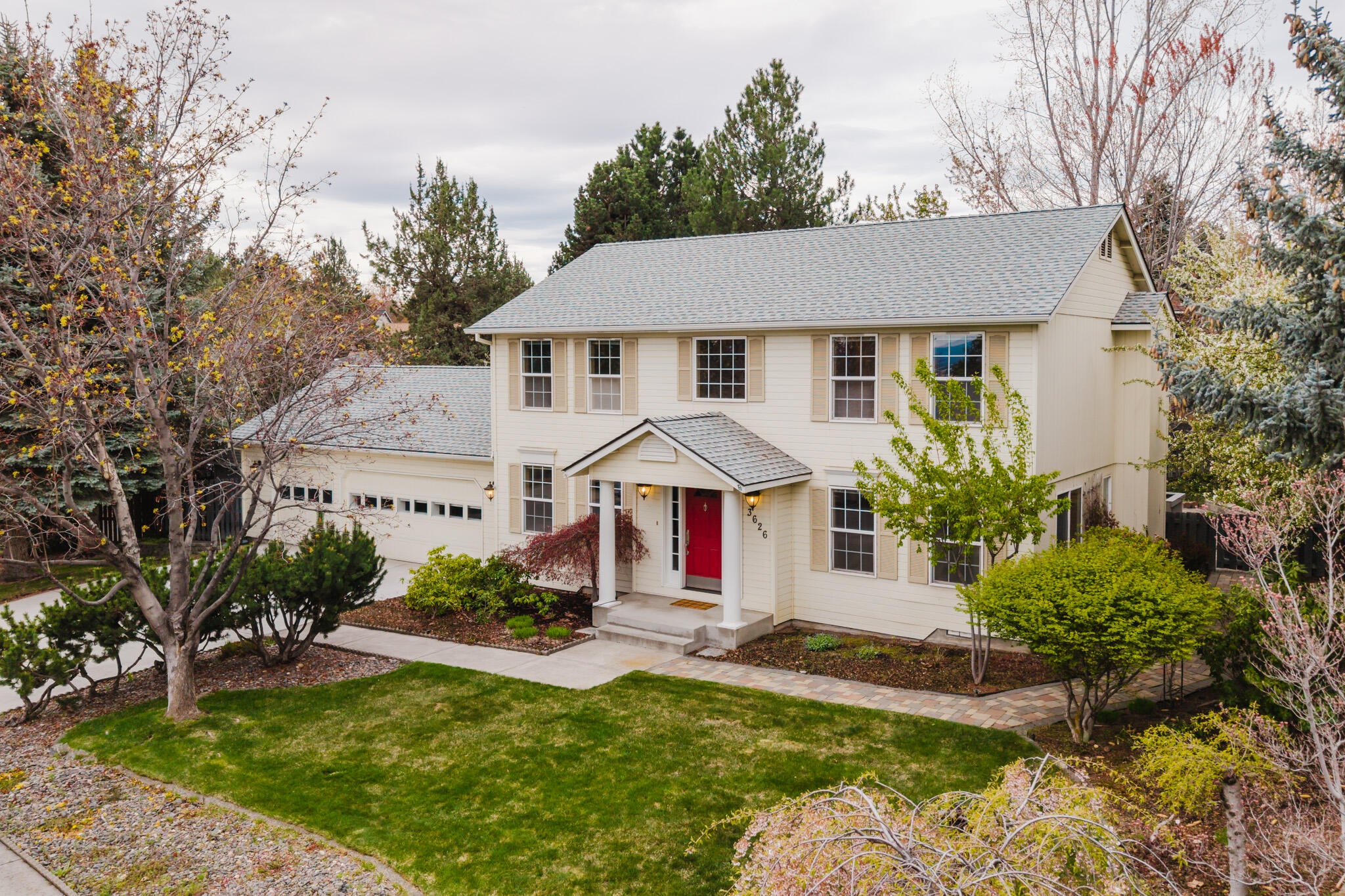 3626 Southwest Volcano Court Redmond, OR 97756 - Photo 1 of 89 3626 SW Volcano Ct.