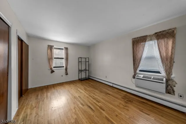 $1,600 | 401 Highway 22, Plainfield, NJ 07060