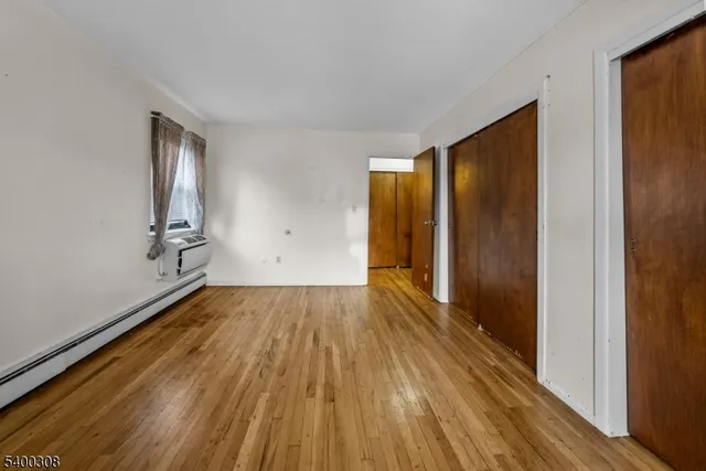 $1,600 | 401 Highway 22, Plainfield, NJ 07060