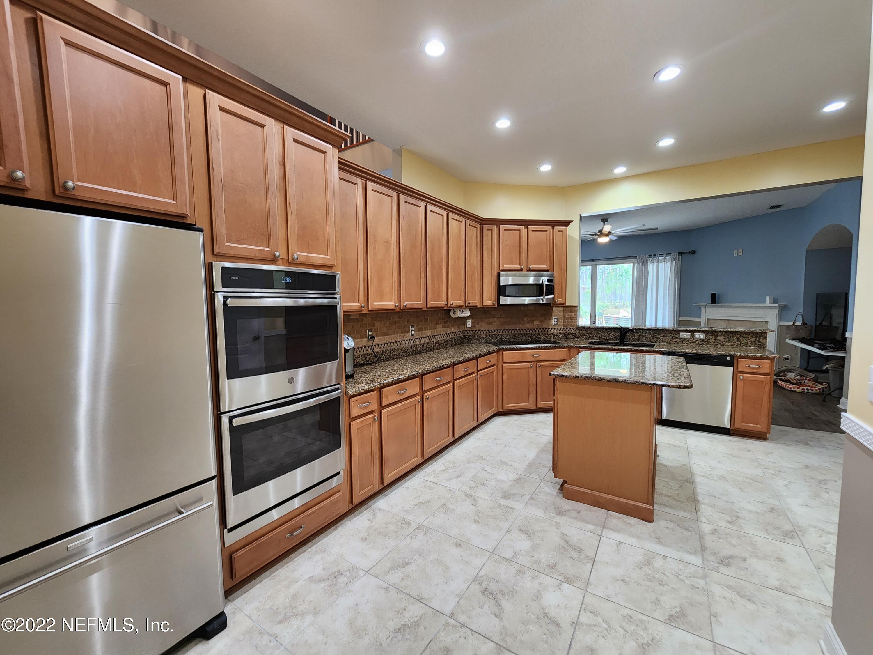 9528 Ford Road Bryceville, FL 32009 - Photo 18 of 52 kitchen