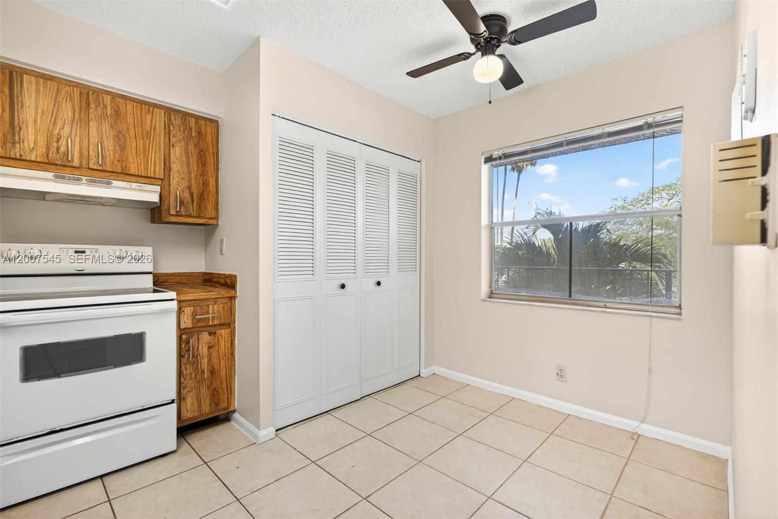 357 North Rock Island Road, Unit 207 Margate, FL 33063 - Photo 3 of 29