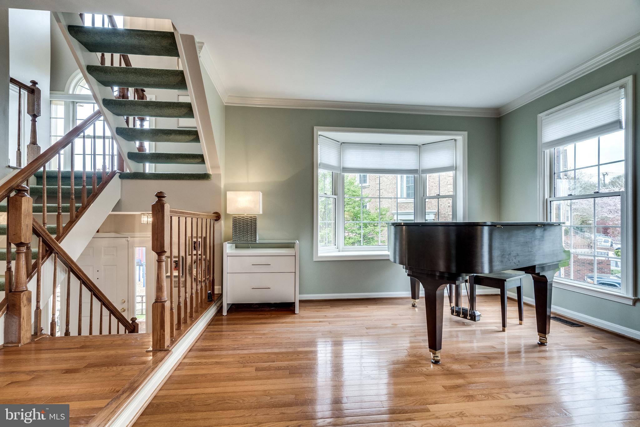 8016 Tanworth Court Springfield, VA 22152 - Photo 23 of 74 Gallery Image 23