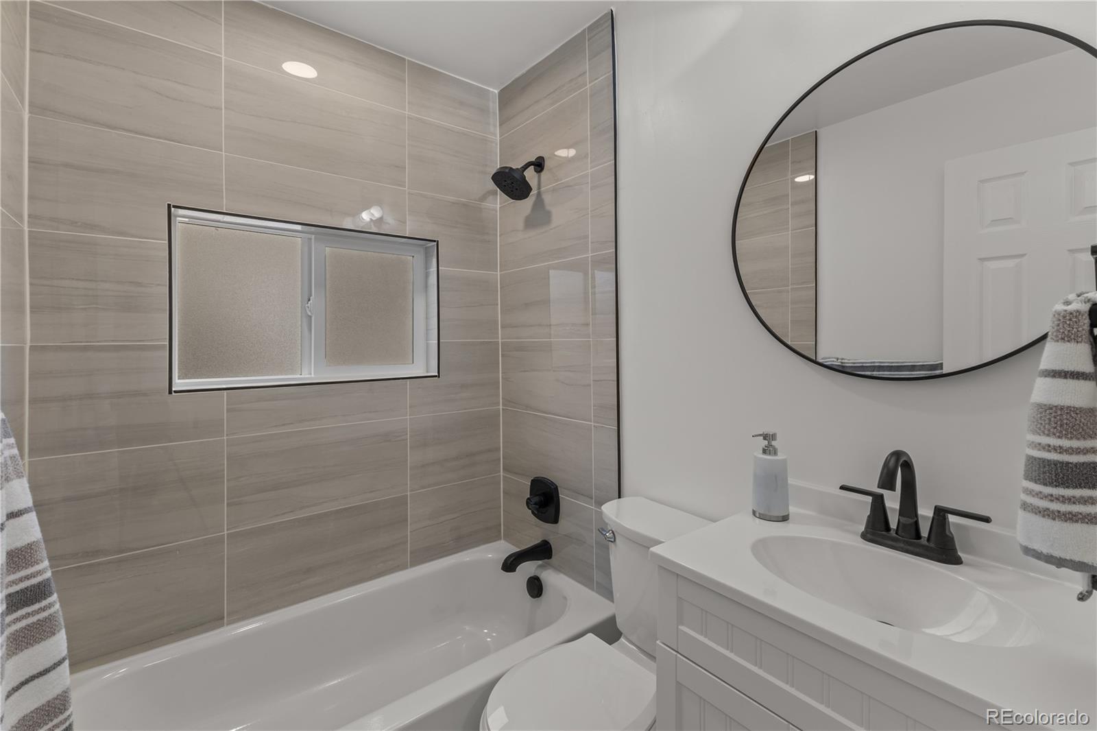 1640 Reed Street Lakewood, CO 80214 - Photo 14 of 26