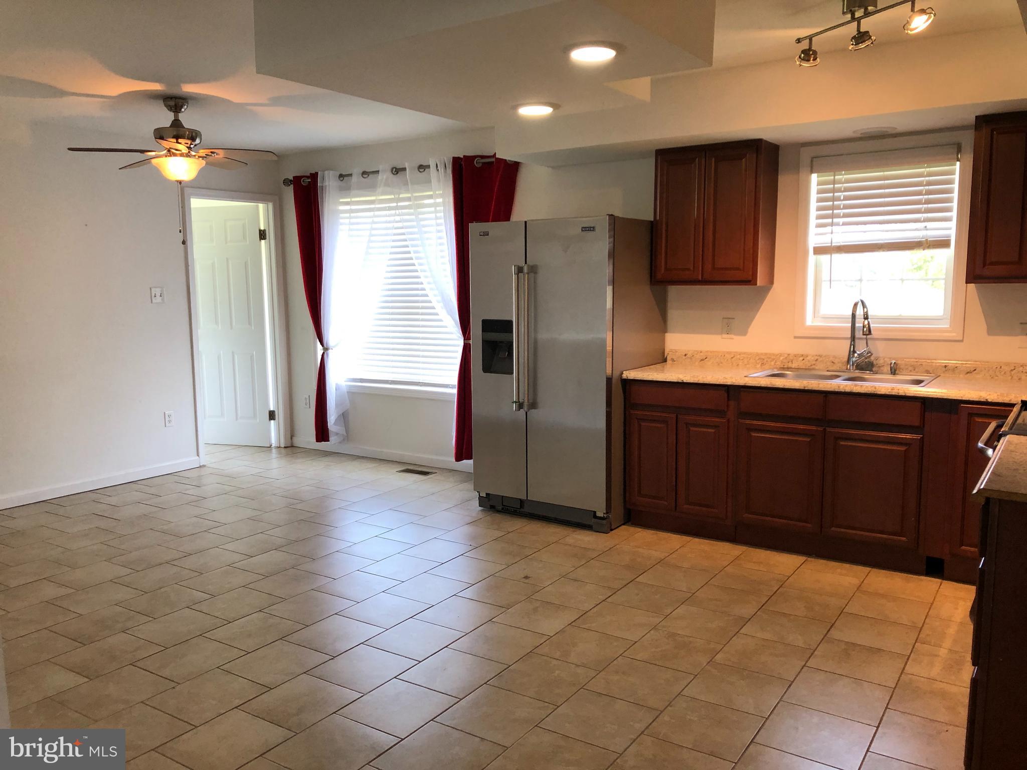 10781 Rifle Range Road Bridgeville, DE 19933 - Photo 5 of 19 Kitchen