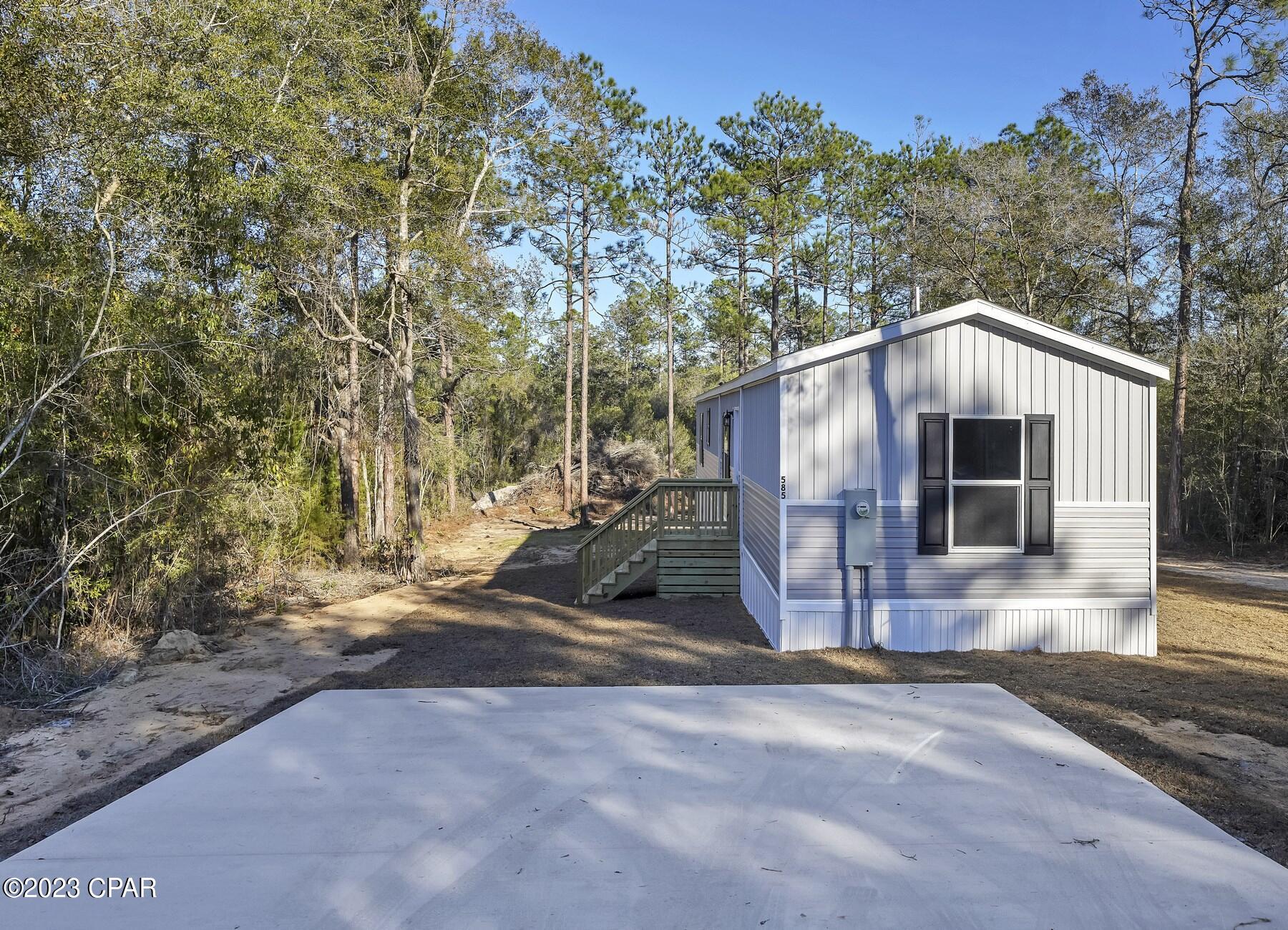 585 West Michaelangelo Road DeFuniak Springs, FL 32433 - Photo 5 of 42 Gallery Image 5