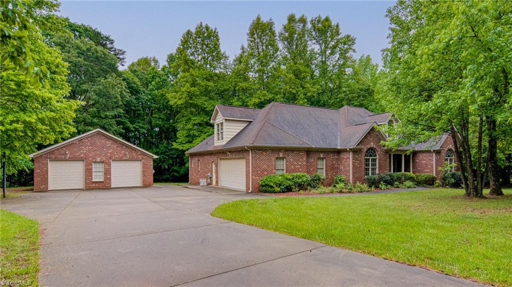 8437 Stafford Mill Road Oak Ridge, NC 27310 - Photo 3 of 35