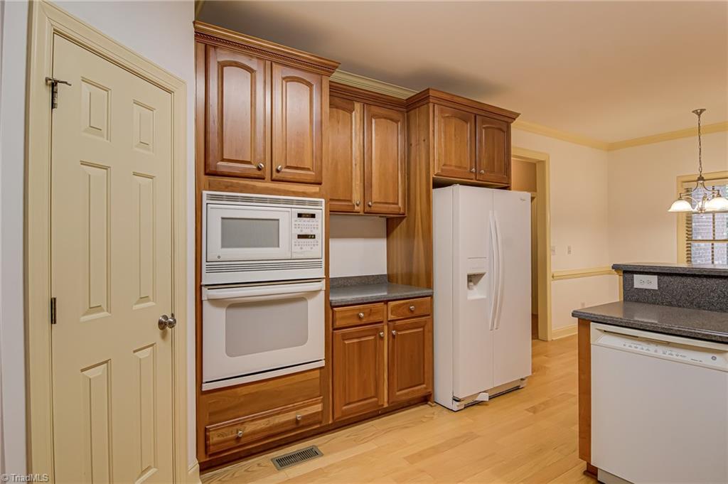8437 Stafford Mill Road Oak Ridge, NC 27310 - Photo 10 of 35