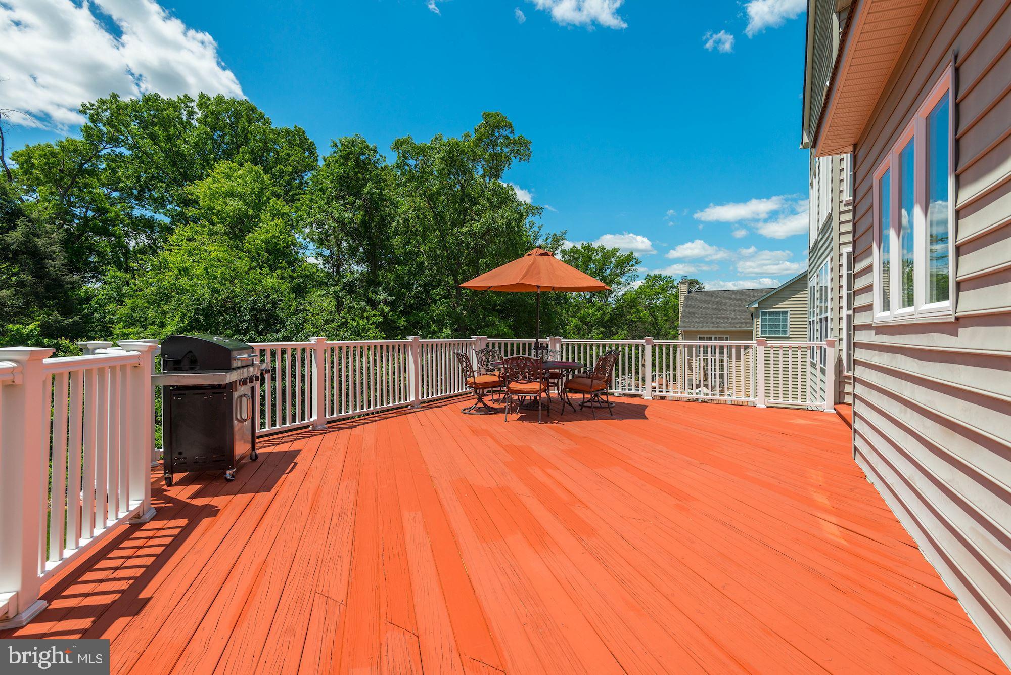 7104 Ayers Meadow Lane Springfield, VA 22150 - Photo 57 of 62 a view of a backyard with sitting area