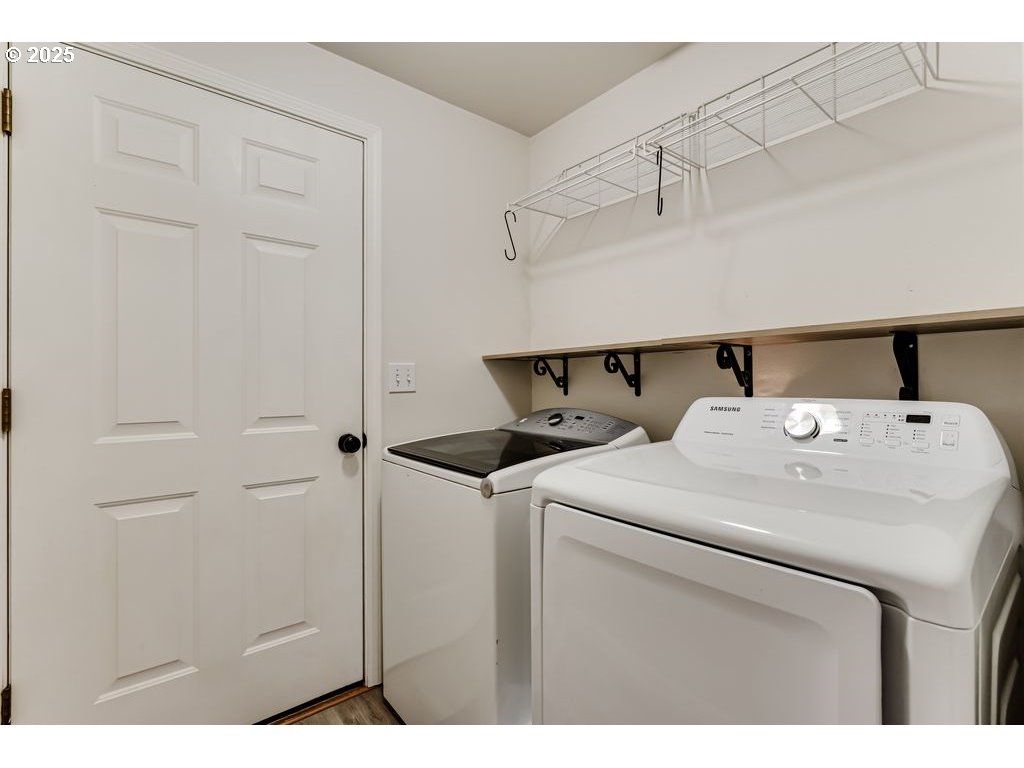 2958 Dry Creek Road Eugene, OR 97404 - Photo 38 of 48 Gallery Image 38