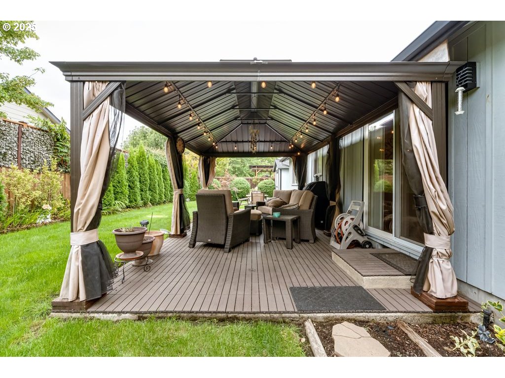 2958 Dry Creek Road Eugene, OR 97404 - Photo 40 of 48 Gazebo