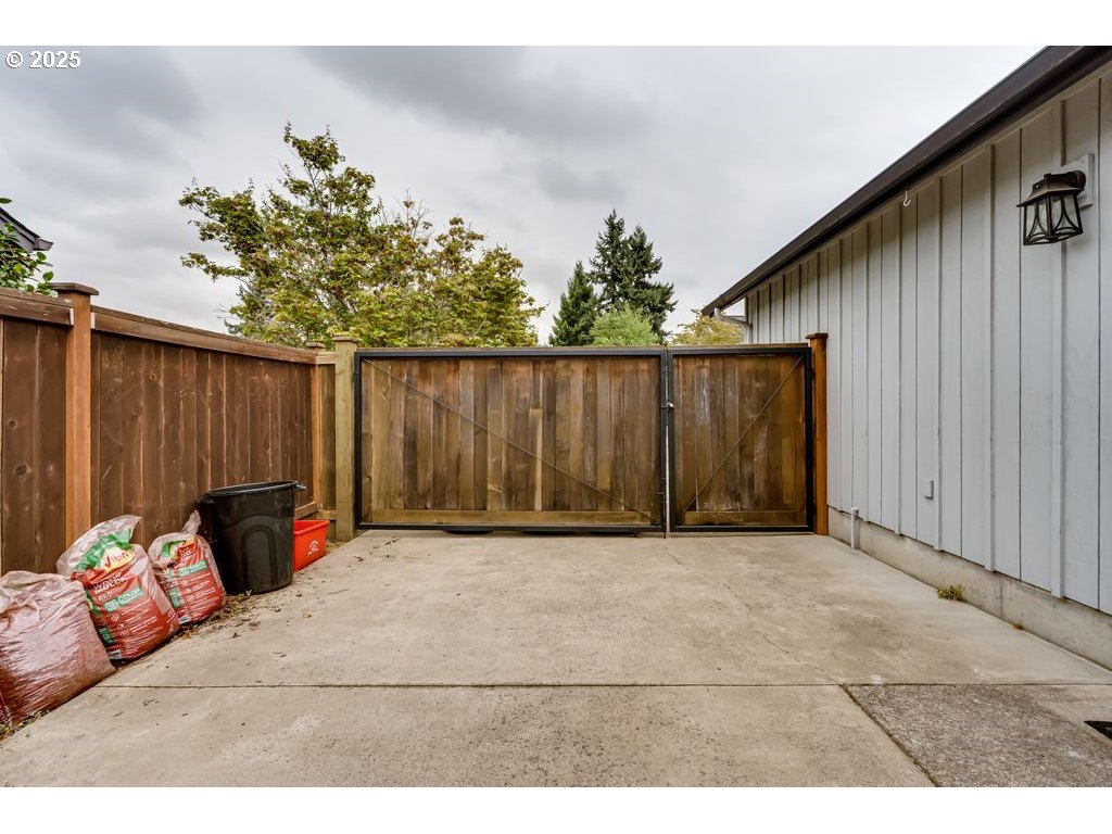 2958 Dry Creek Road Eugene, OR 97404 - Photo 48 of 48 RV Pad