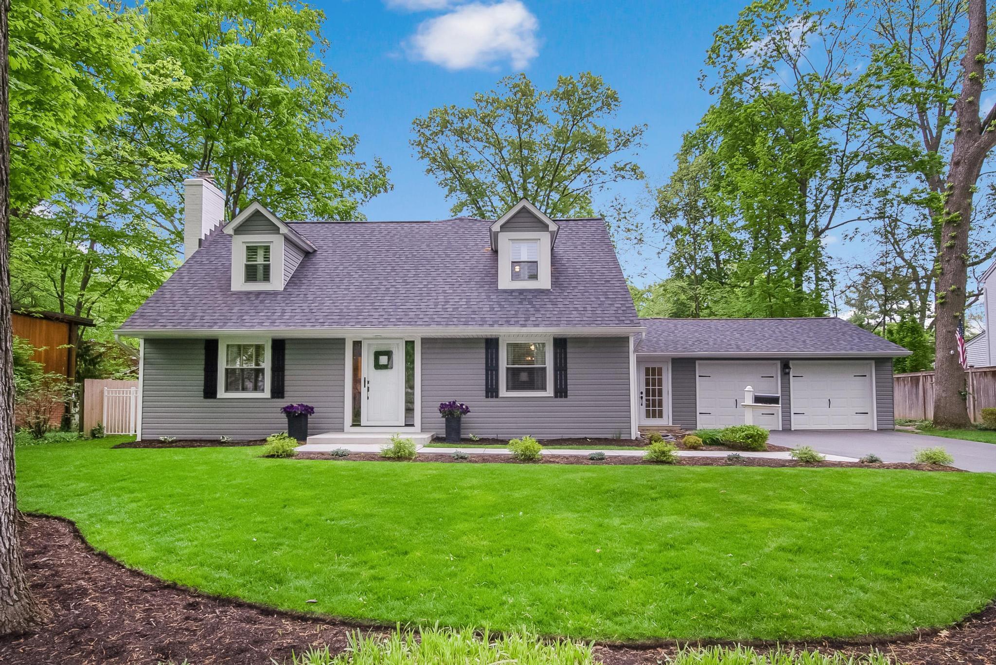 2318 Dorset Road Columbus, OH 43221 - Photo 2 of 45 Welcome to 2318 Dorset Rd!
