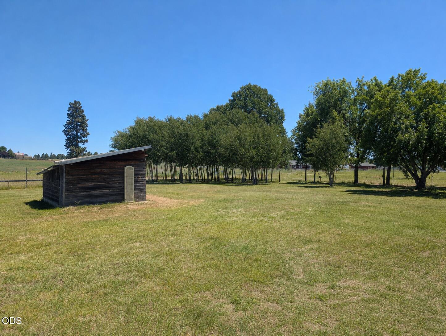 37419 Modoc Point Road Chiloquin, OR 97624 - Photo 3 of 20