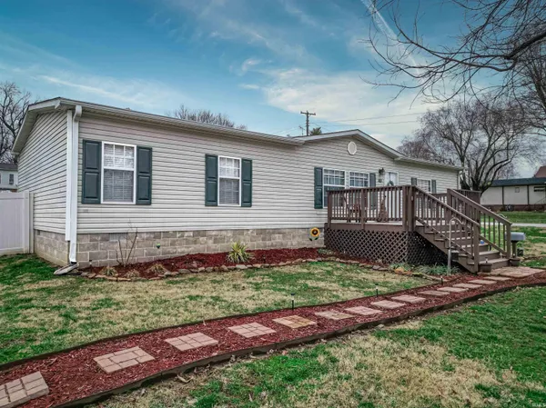 $159,000 | 410 Cedar Street, Petersburg, IN 47567