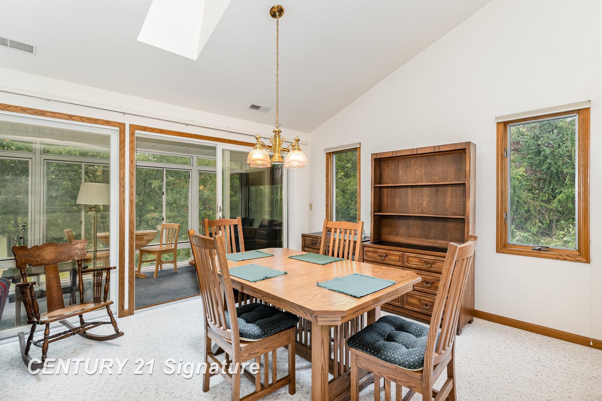 8231 Midland Road Freeland, MI 48623 - Photo 15 of 31 50190135-54d5b149-50e9-4900-9ed8-1f1bbe609feb.JPG