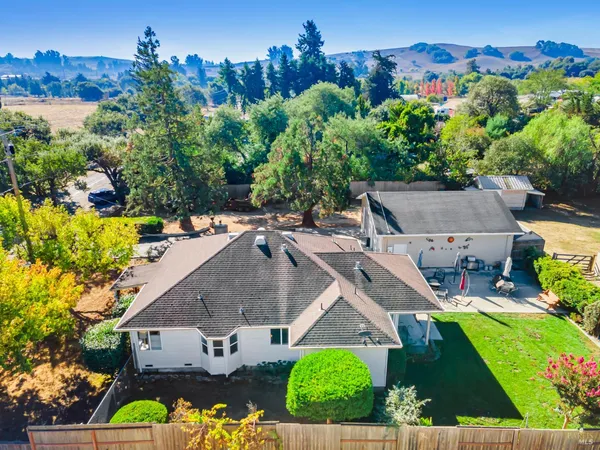 $1,250,000 | 1040 Stony Glen Lane, Cotati, CA 94931