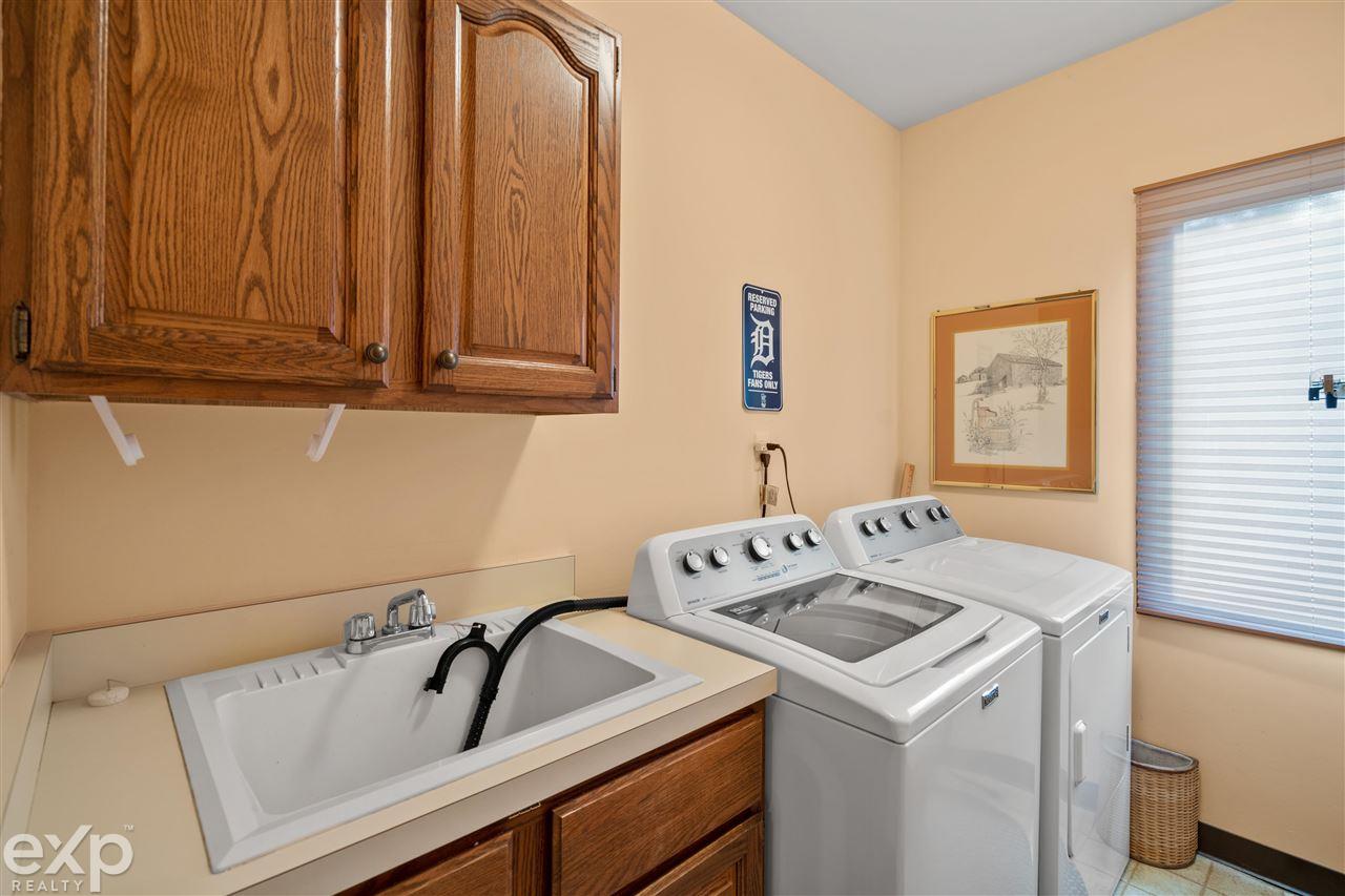 857 River Bend Drive Rochester Hills, MI 48307 - Photo 19 of 39