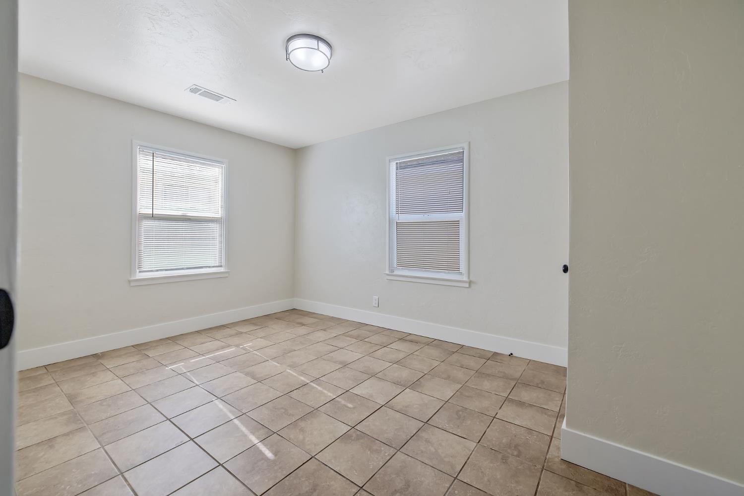13872 Hanford Armona Road Armona, CA 93202 - Photo 20 of 32