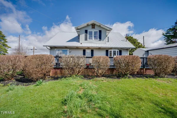 $375,000 | 1138 East Main Street, Jonesborough, TN 37659