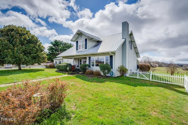 $375,000 | 1138 East Main Street, Jonesborough, TN 37659