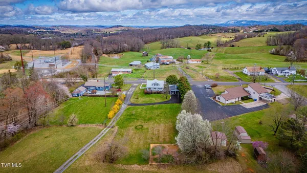 $375,000 | 1138 East Main Street, Jonesborough, TN 37659