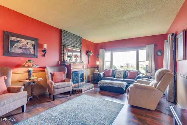 $375,000 | 1138 East Main Street, Jonesborough, TN 37659