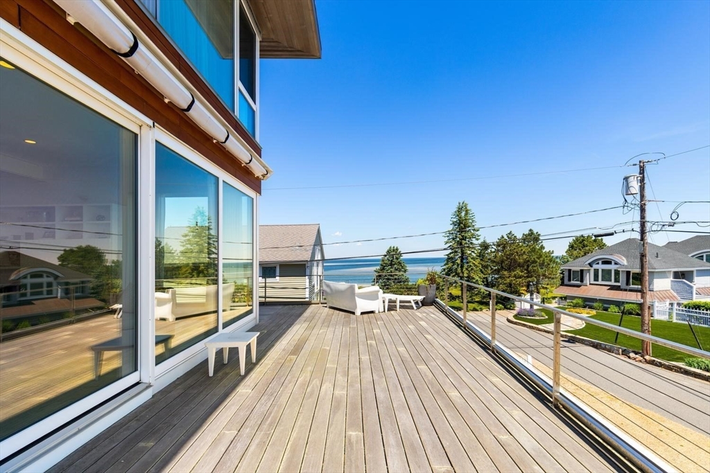 132 Wingaersheek Road Gloucester, MA 01930 - Photo 13 of 30