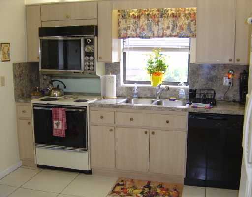 8883 Old Pine Road Boca Raton, FL 33433 - Photo 4 of 14 Additional Photo