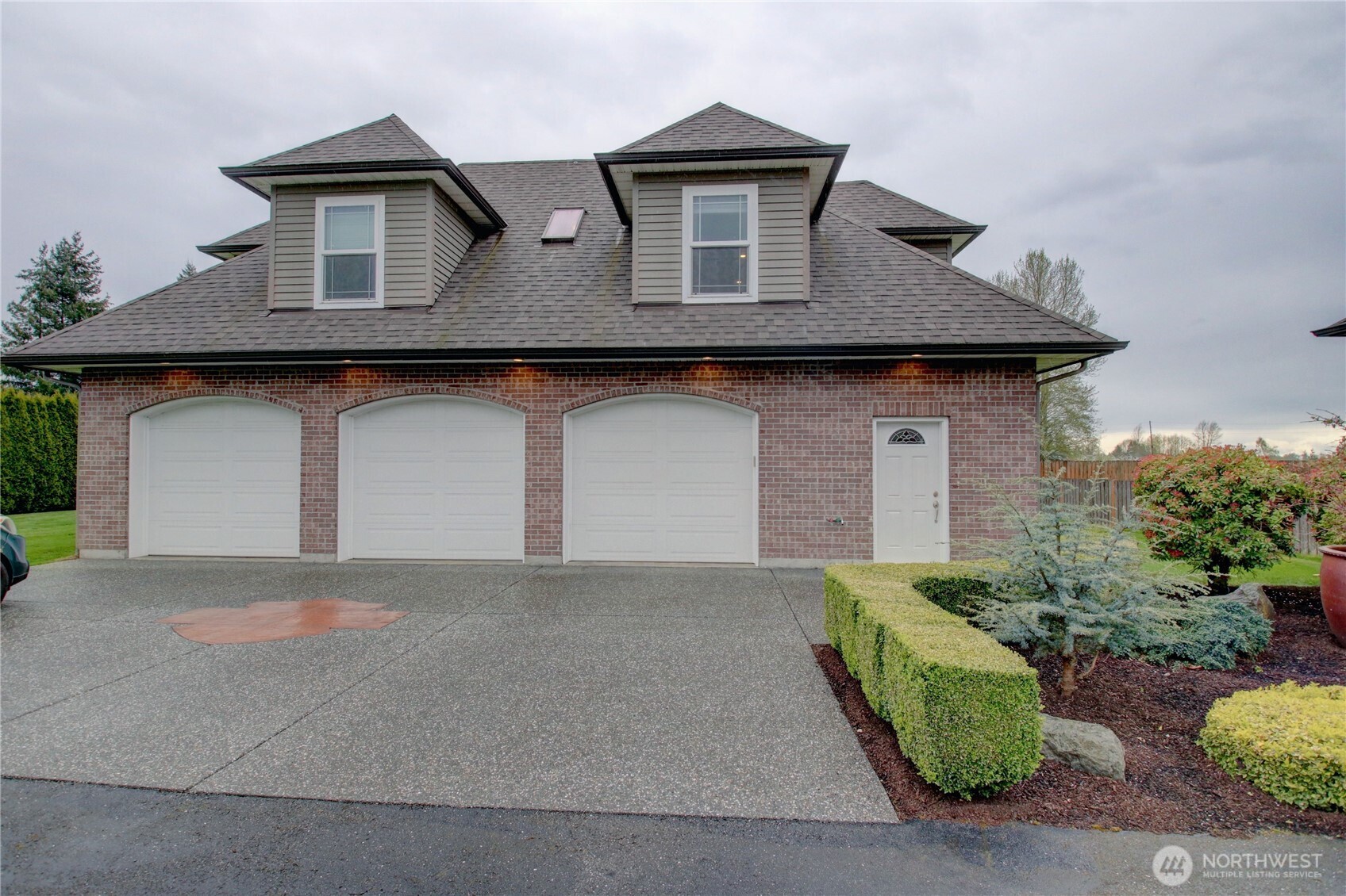 22785 Rallye Lane Sedro-Woolley, WA 98284 - Photo 3 of 39 Gallery Image 3