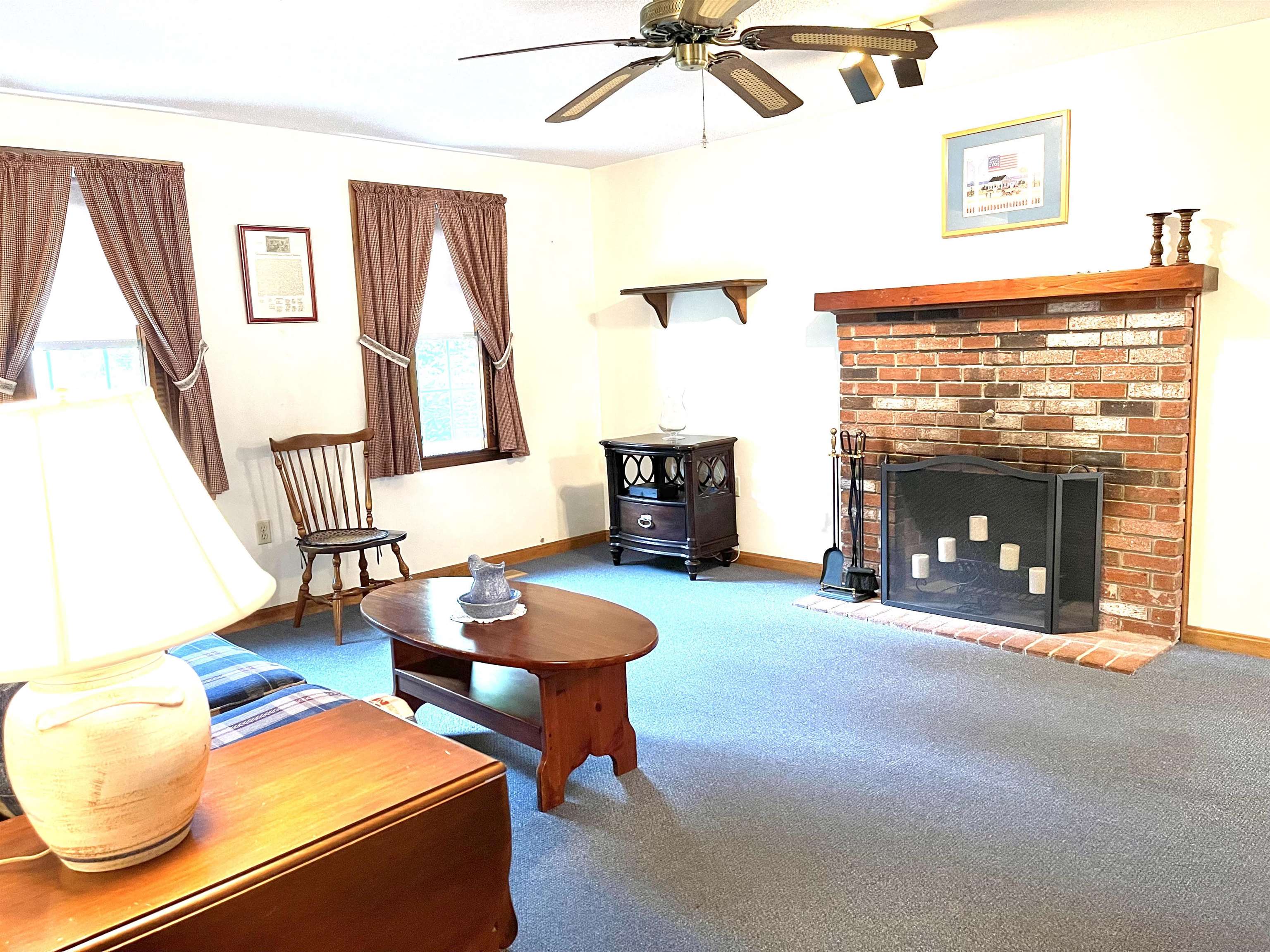 87 Peele Road Nashua, NH 03062 - Photo 10 of 40