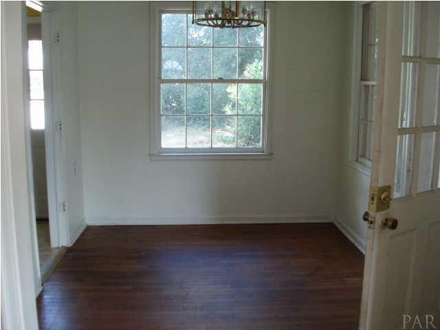 212 Bryant Road Pensacola, FL 32507 - Photo 11 of 17 Gallery Image 11