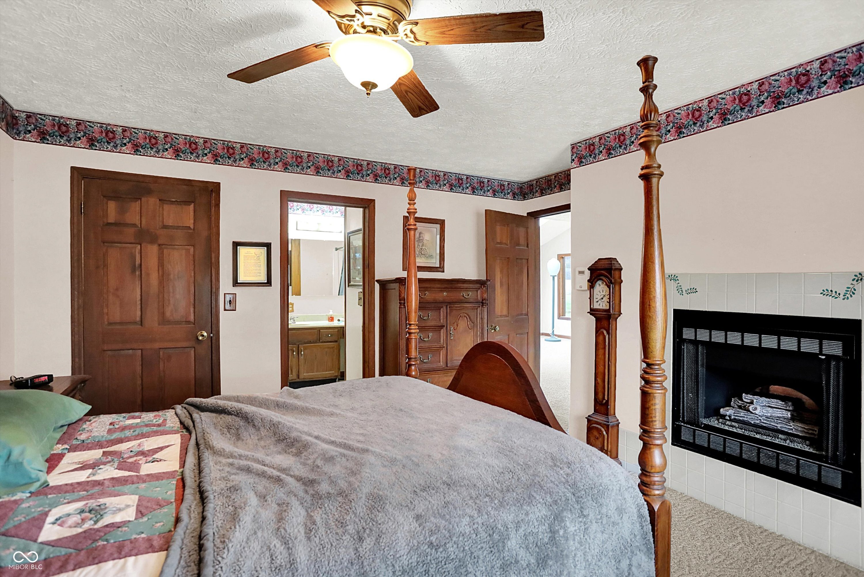 8537 Railroad Road Indianapolis, IN 46217 - Photo 17 of 34