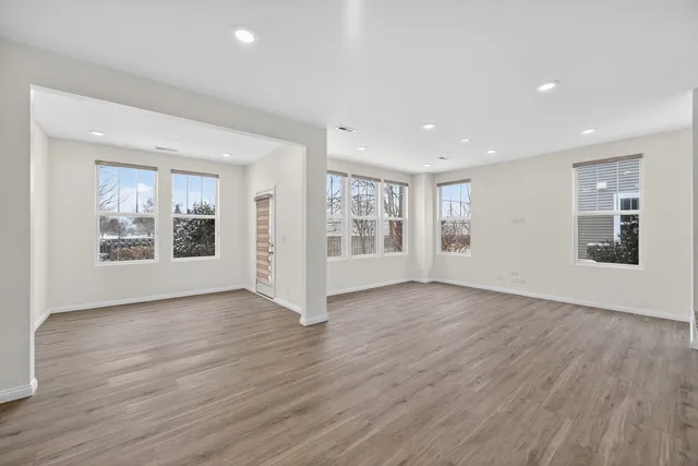 $499,900 | 533 Watercress Drive, Aurora, IL 60504