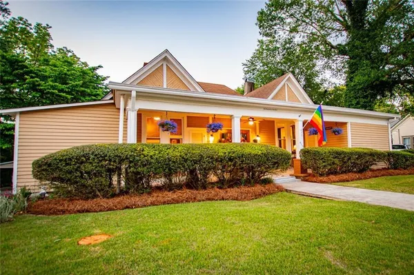 $499,999 | 410 Cedar Street, Carrollton, GA 30117