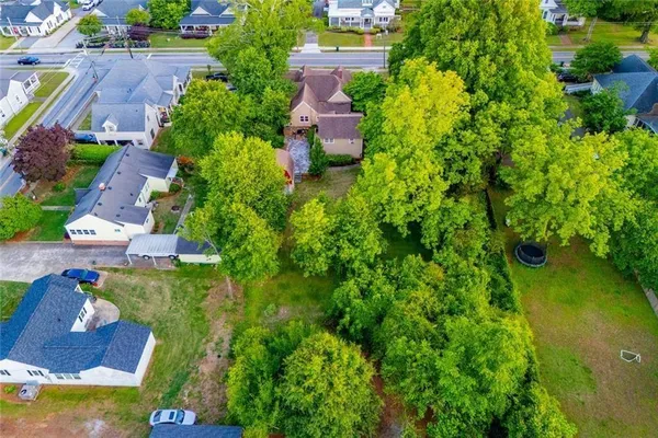 $499,999 | 410 Cedar Street, Carrollton, GA 30117