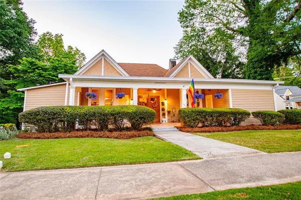 $499,999 | 410 Cedar Street, Carrollton, GA 30117