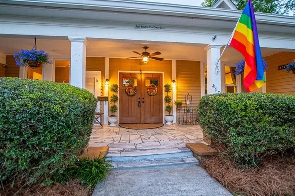 $499,999 | 410 Cedar Street, Carrollton, GA 30117