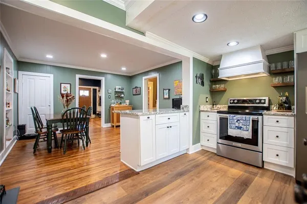 $499,999 | 410 Cedar Street, Carrollton, GA 30117