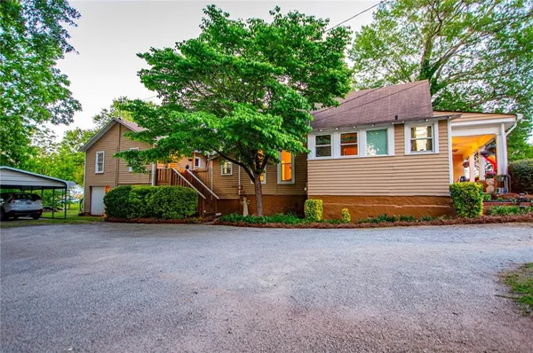 $499,999 | 410 Cedar Street, Carrollton, GA 30117