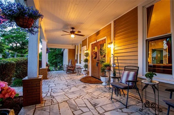 $499,999 | 410 Cedar Street, Carrollton, GA 30117
