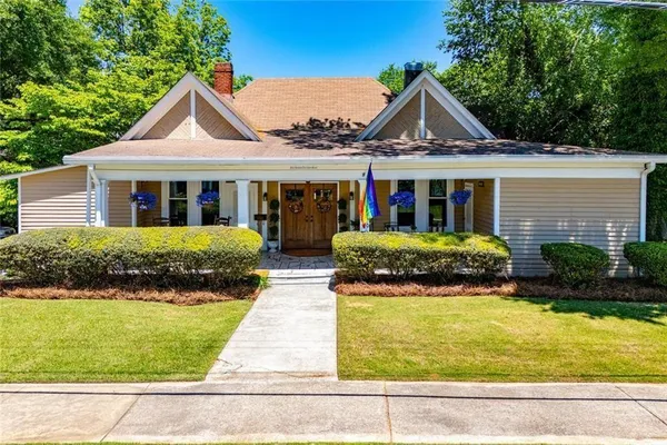 $499,999 | 410 Cedar Street, Carrollton, GA 30117