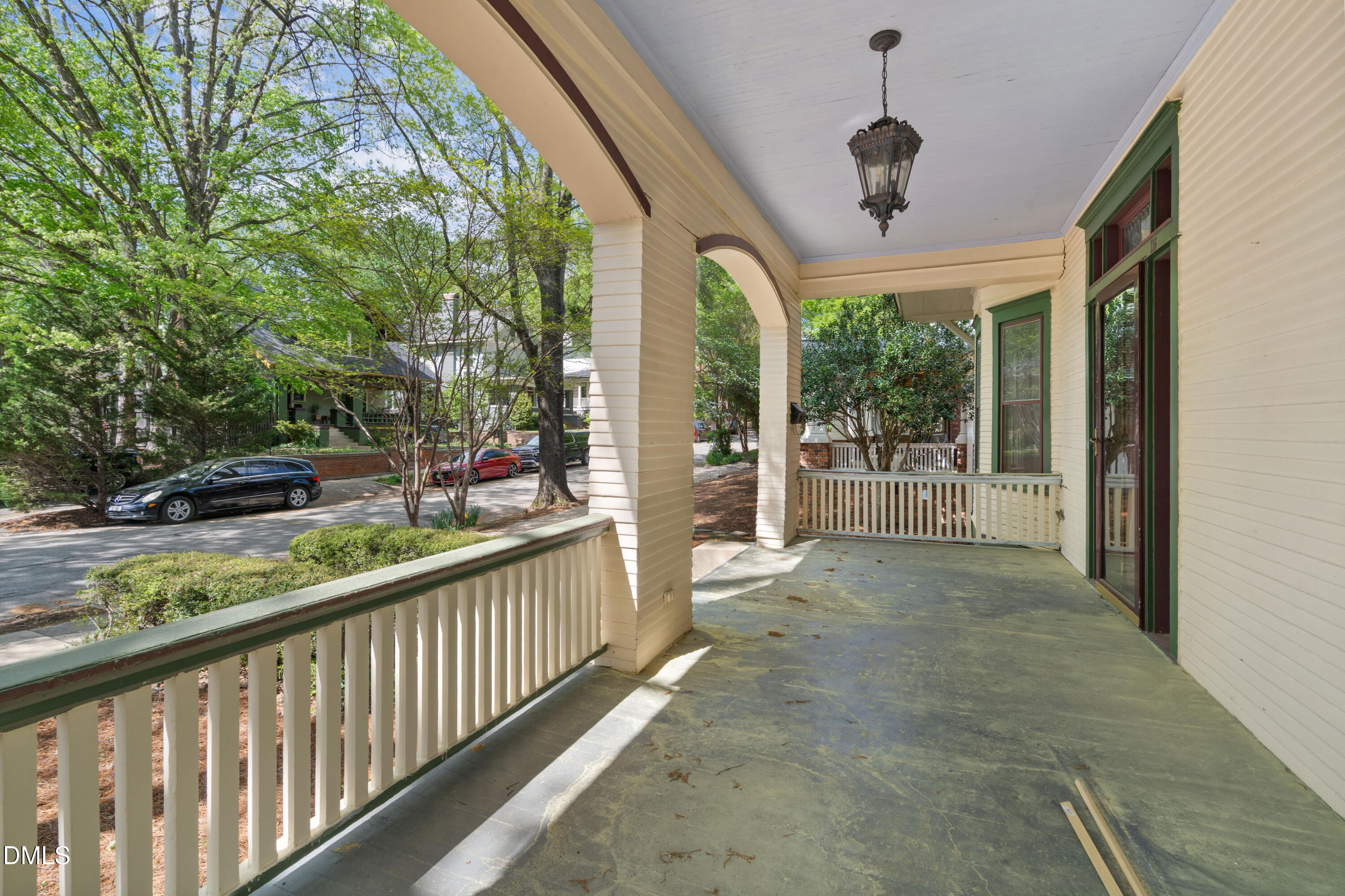 116 Hawthorne Road Raleigh, NC 27605 - Photo 6 of 61 a view of porch and garden