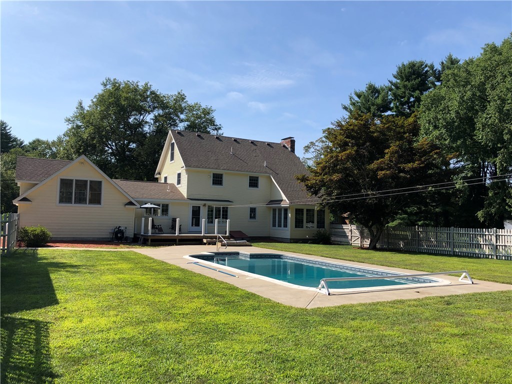 800 Knibb Road Burrillville, RI 02859 - Photo 4 of 40 Gallery Image 4