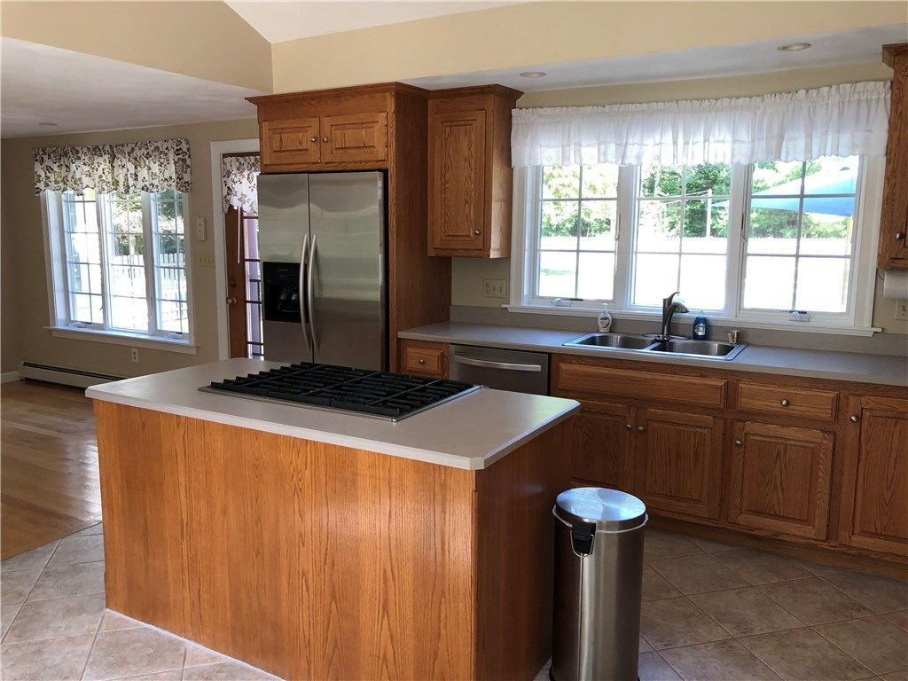 800 Knibb Road Burrillville, RI 02859 - Photo 8 of 40 Gallery Image 8